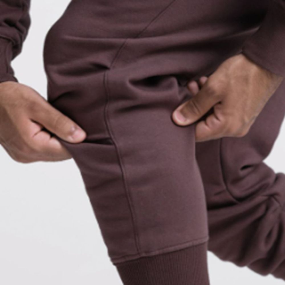 PANTALON DE BUZO POWER CALF JOGGER WINE