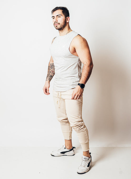 PANTALON DE BUZO POWER CALF JOGGER KHAKI